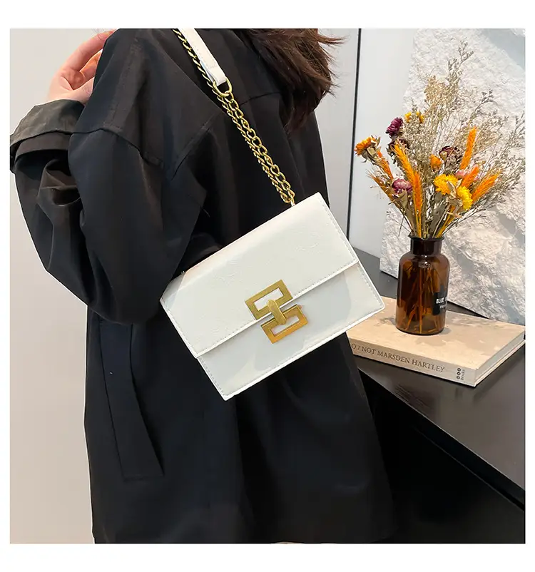 Red Chain Shoulder Bag with Lock Buckle Design — feature 22