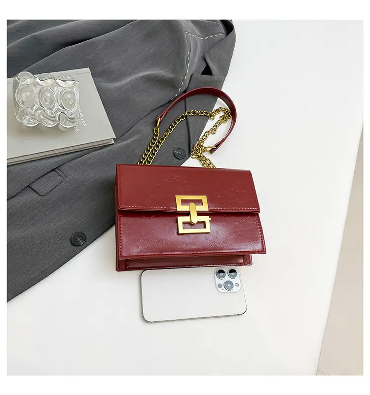Red Chain Shoulder Bag with Lock Buckle Design — feature 30