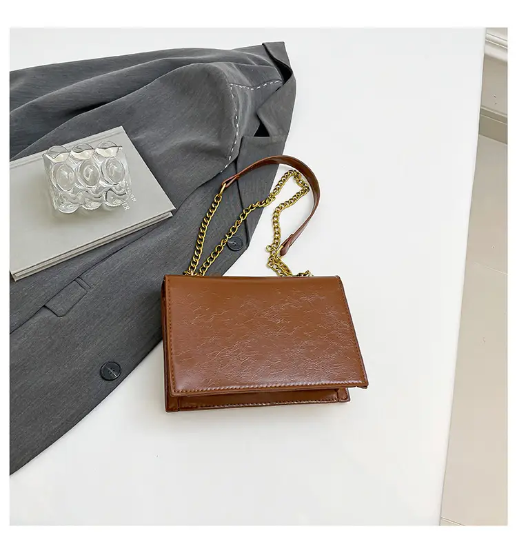 Red Chain Shoulder Bag with Lock Buckle Design — feature 40