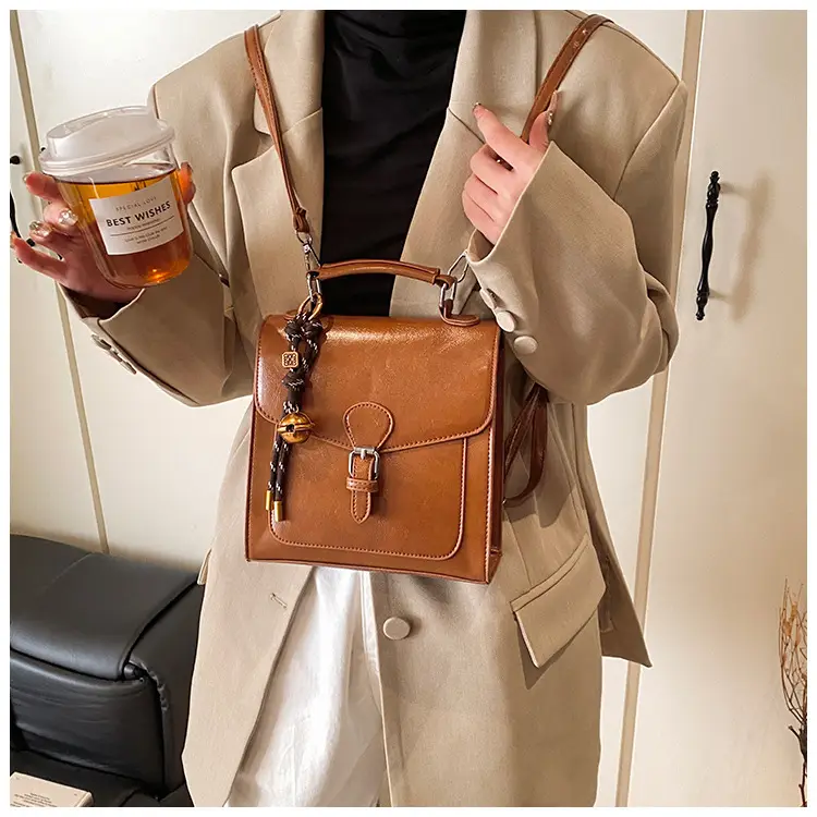 Black Oil Wax Leather Women's Shoulder Crossbody Bag — feature 17