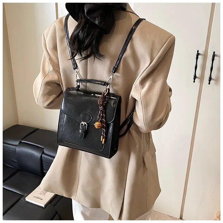 Black Oil Wax Leather Women's Shoulder Crossbody Bag — feature 21