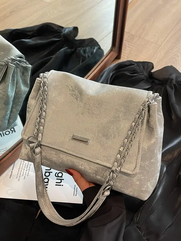 Black Velvet Chain Shoulder Bag for Women 2025 - Image 8