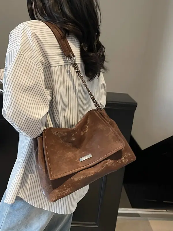 Black Velvet Chain Shoulder Bag for Women 2025 - Image 9