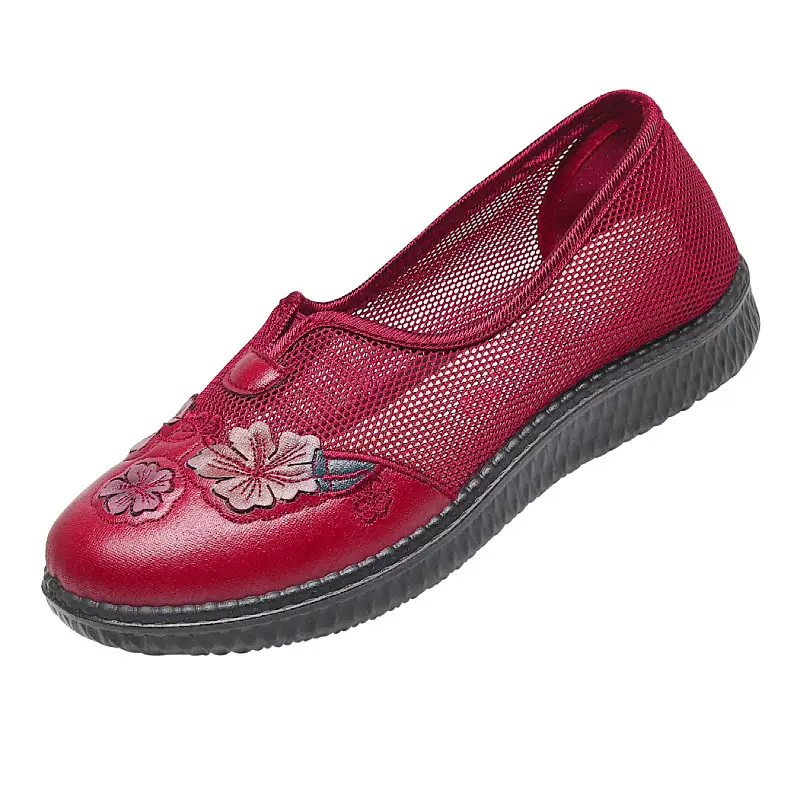 26-Year-Old Brand New Spring and Summer Old Beijing Cloth Shoes for Women, Round-Toe Hollow-Out Shoes for the Elderly, Non-Slip Soft-Soled Shoes for Middle-Aged and Elderly Mothers