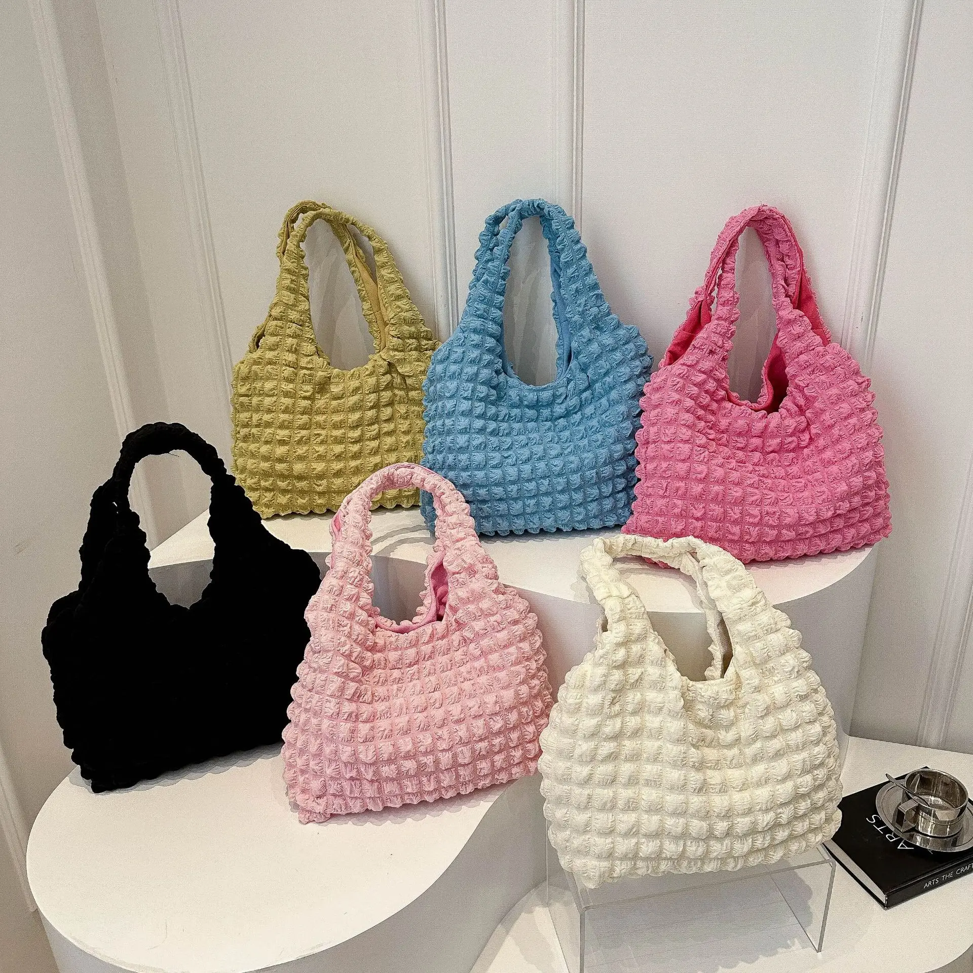 Pleated Bubble Bag Yellow Large Capacity — feature 22