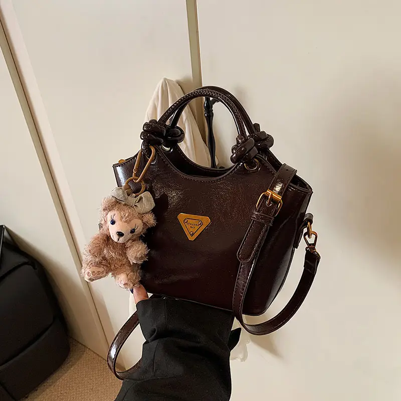 Korean Style Retro Crossbody Bag for Women - Image 11