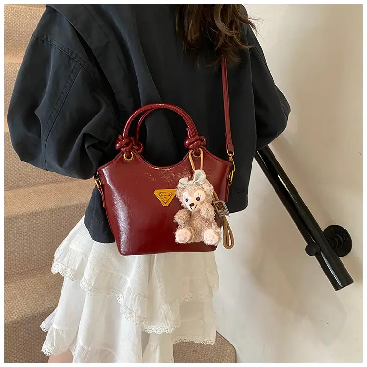 Korean Style Retro Crossbody Bag for Women — feature 13