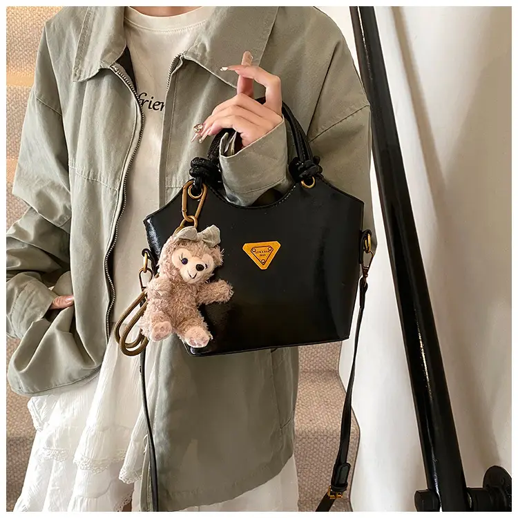 Korean Style Retro Crossbody Bag for Women — feature 14