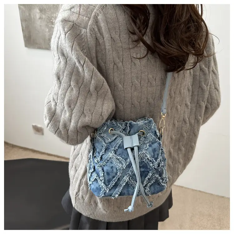 Lingge Blue Drawstring Tassel Shoulder Bag Women — feature 12