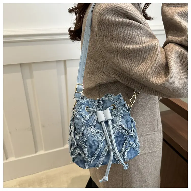 Lingge Blue Drawstring Tassel Shoulder Bag Women — feature 14