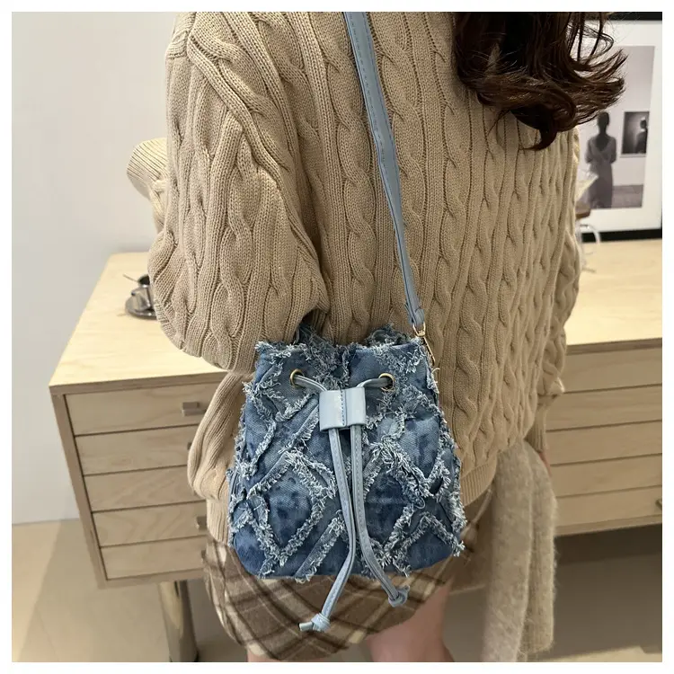 Lingge Blue Drawstring Tassel Shoulder Bag Women — feature 19