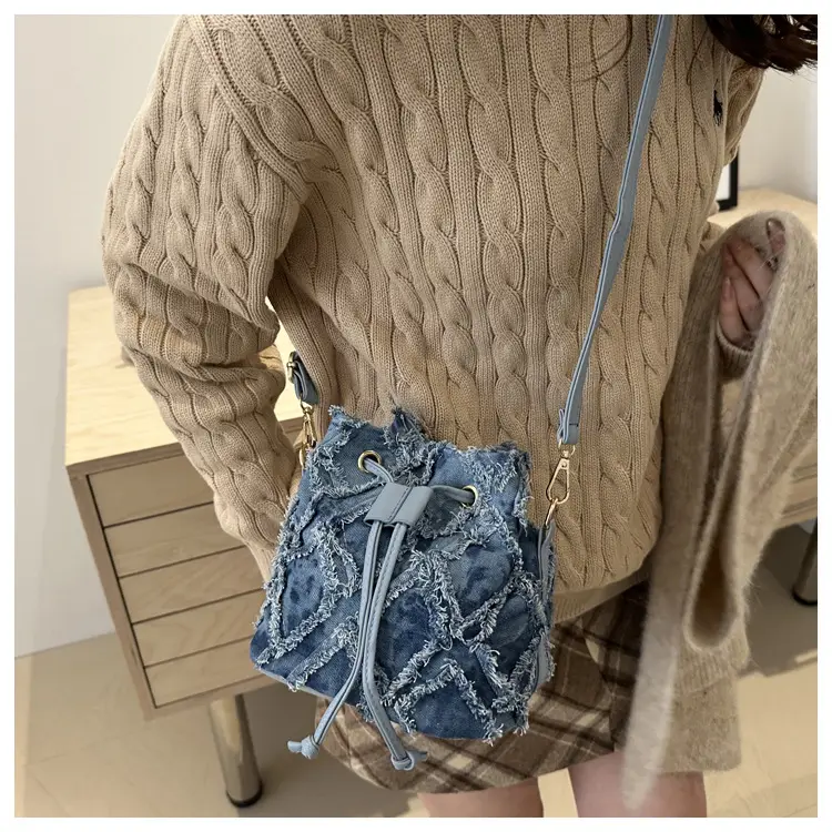 Lingge Blue Drawstring Tassel Shoulder Bag Women — feature 20