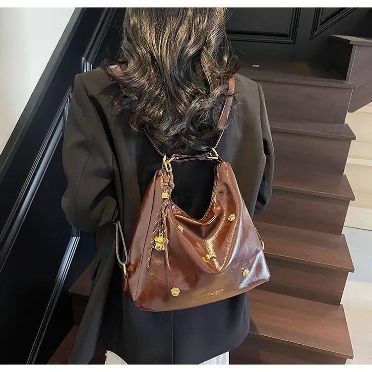 Women's Cross-border Retro Shoulder Tote Bag Beige Gold Button — feature 30
