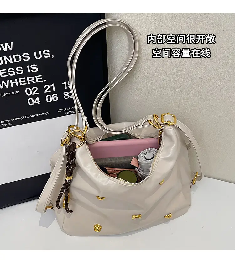 Women's Cross-border Retro Shoulder Tote Bag Beige Gold Button — feature 8