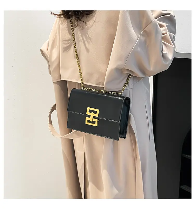 Red European Chain Shoulder Bag for Women — feature 16
