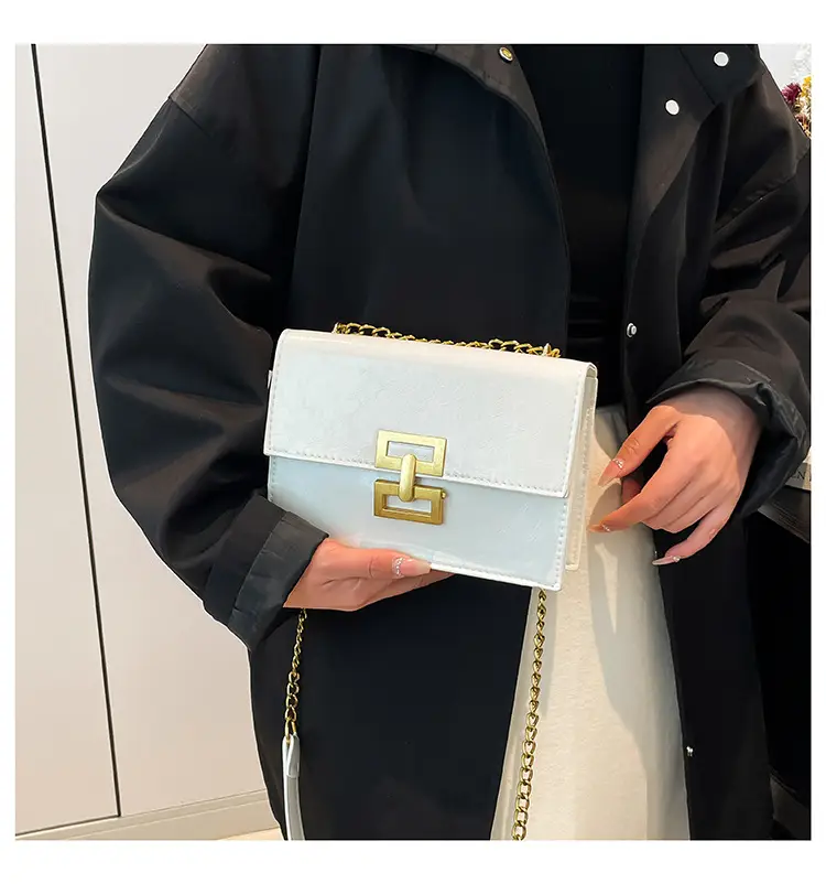 Red European Chain Shoulder Bag for Women — feature 21