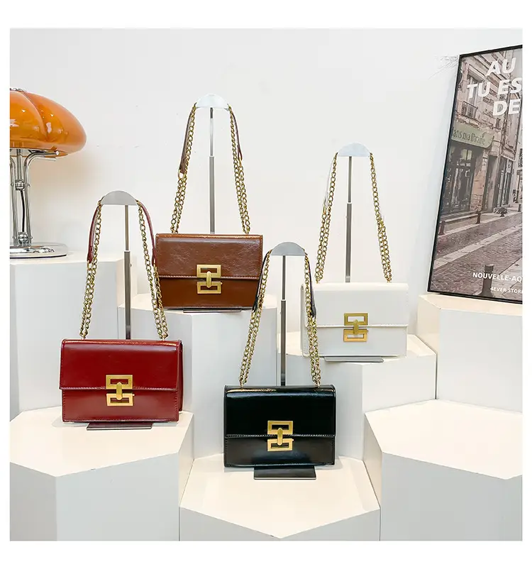 Red European Chain Shoulder Bag for Women — feature 28