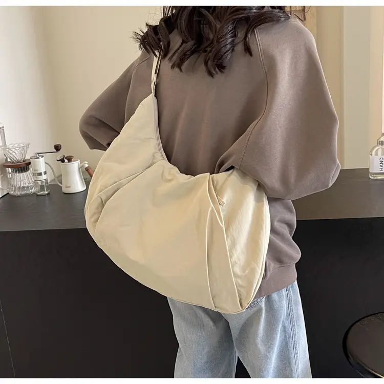 Lightweight Women's Crossbody Bag 2026 New — feature 32