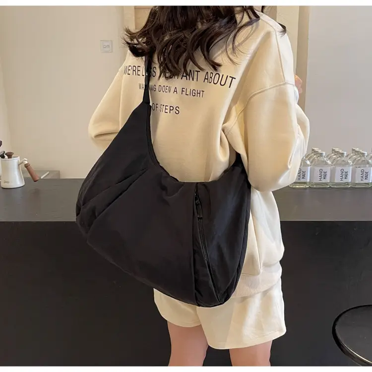 Lightweight Women's Crossbody Bag 2026 New — feature 34