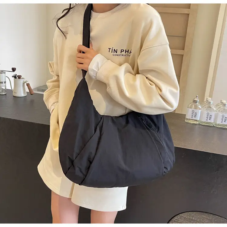 Lightweight Women's Crossbody Bag 2026 New — feature 37