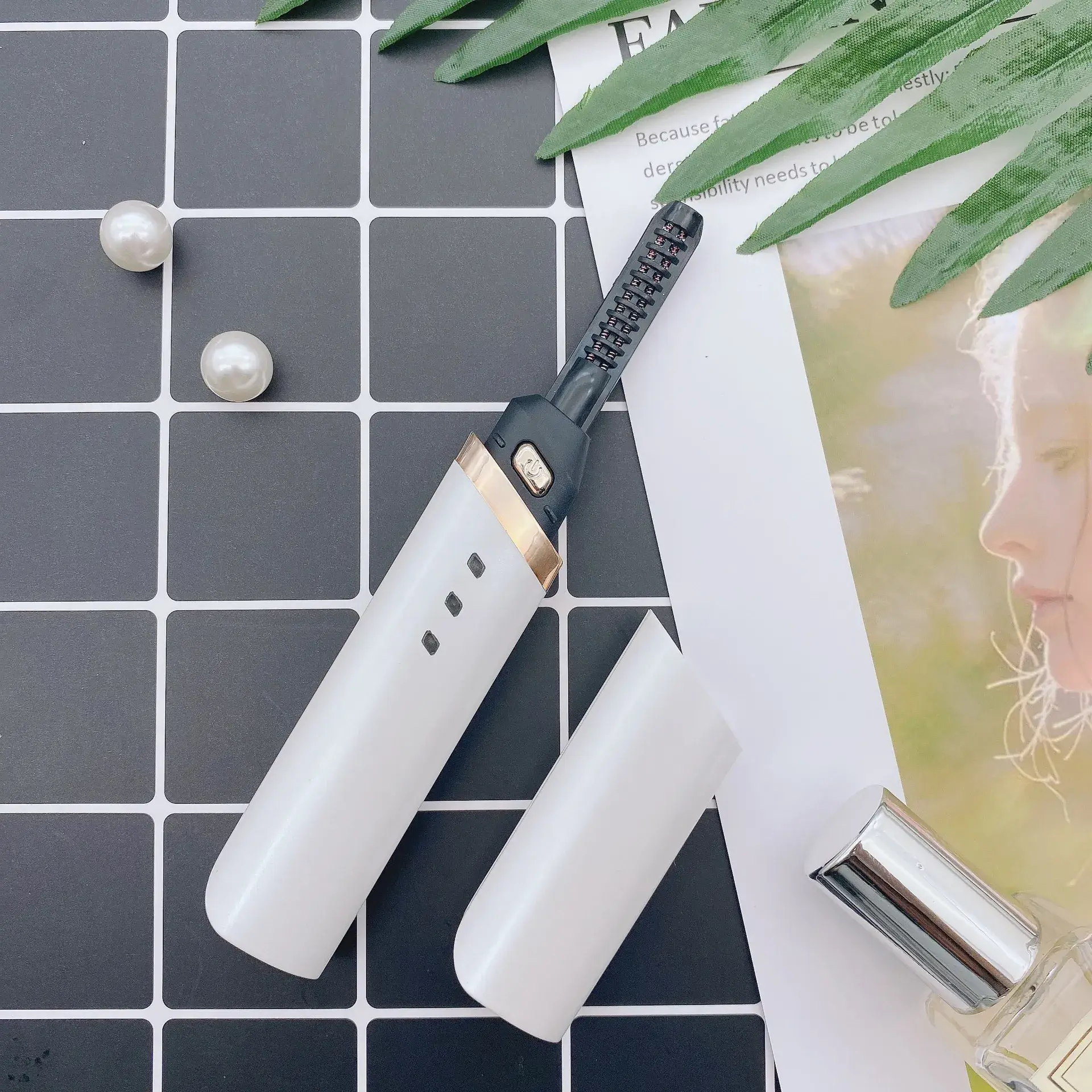 Rechargeable Electric Eyelash Curler for Long Lasting Styling