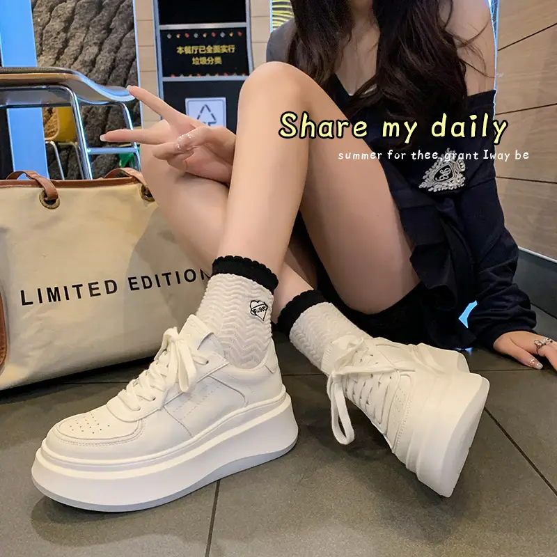 Women White Chunky Platform Skate Shoes Spring Summer 2025 - Image 3