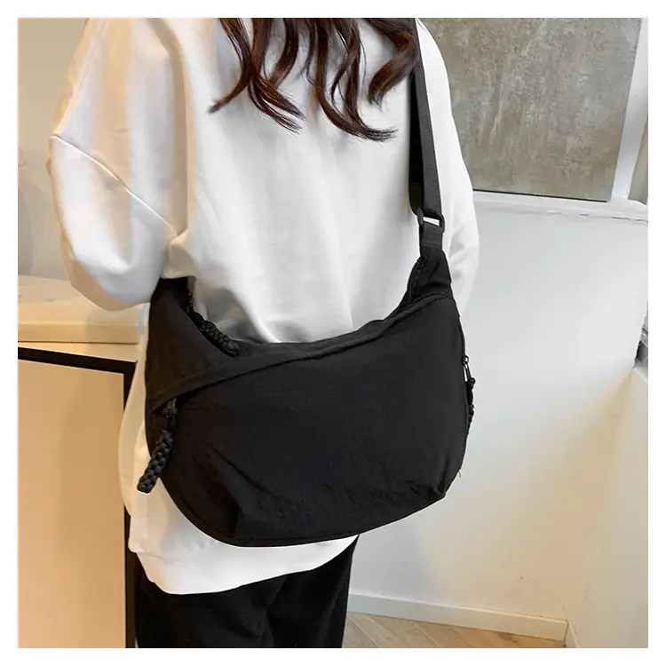 Japanese Style Large Capacity Shoulder Crossbody Bag Women's New All-match Tote Bag Korean Style Underarm Dumpling Bag — feature 11