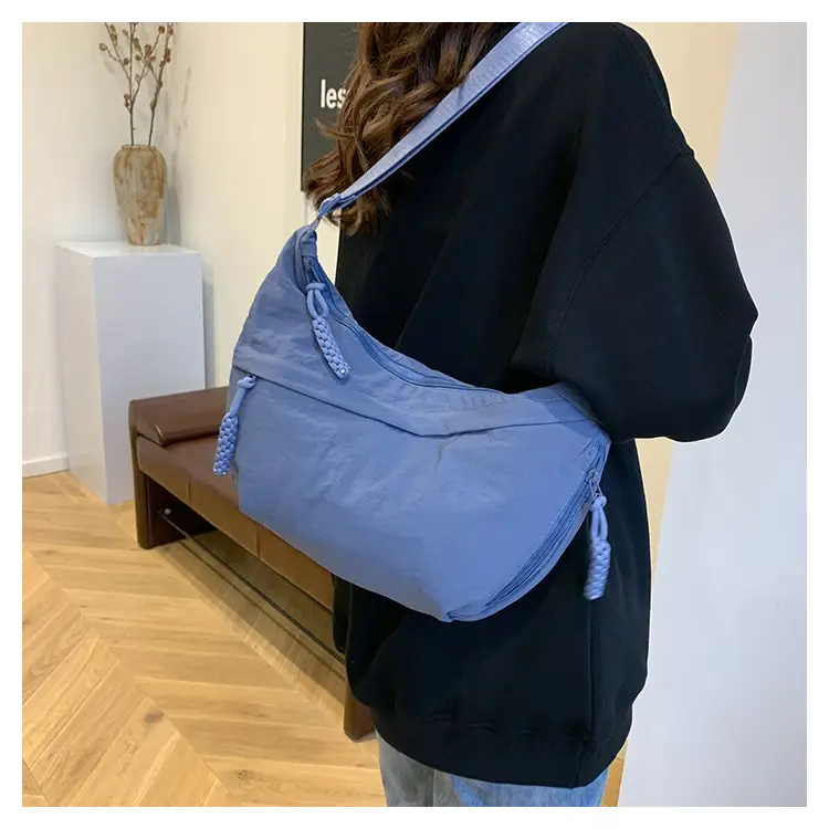 Japanese Style Large Capacity Shoulder Crossbody Bag Women's New All-match Tote Bag Korean Style Underarm Dumpling Bag — feature 14