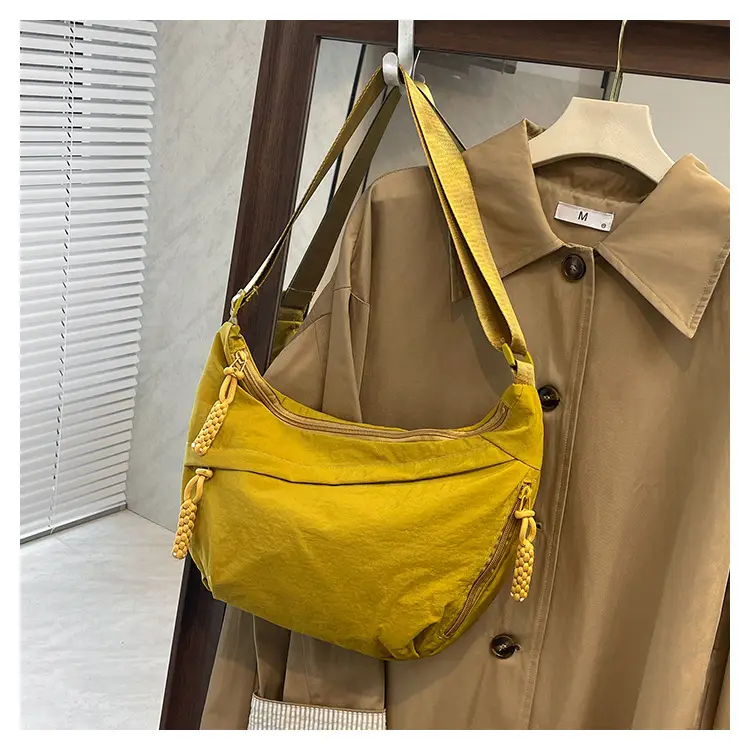 Japanese Style Large Capacity Shoulder Crossbody Bag Women's New All-match Tote Bag Korean Style Underarm Dumpling Bag — feature 18