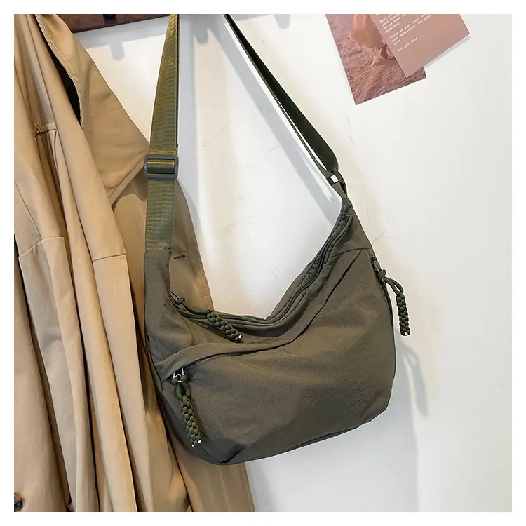 Japanese Style Large Capacity Shoulder Crossbody Bag Women's New All-match Tote Bag Korean Style Underarm Dumpling Bag — feature 25
