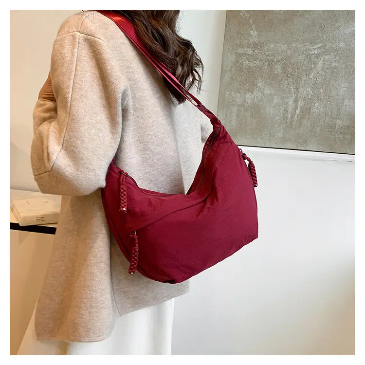 Japanese Style Large Capacity Shoulder Crossbody Bag Women's New All-match Tote Bag Korean Style Underarm Dumpling Bag — feature 8