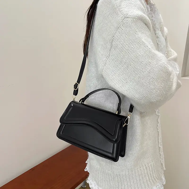 Black Western-style Shoulder Crossbody Bag for Women - Image 5