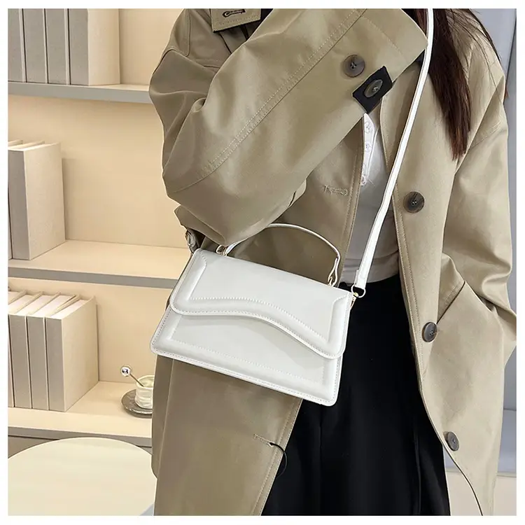 Black Western-style Shoulder Crossbody Bag for Women — feature 13
