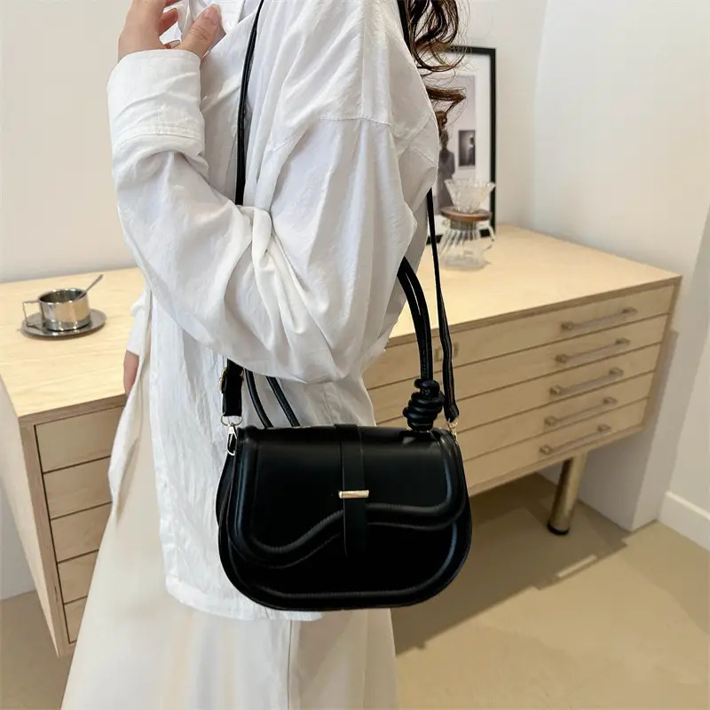 Black Crossbody Bag for Women 2025 Spring New Arrival - Image 4