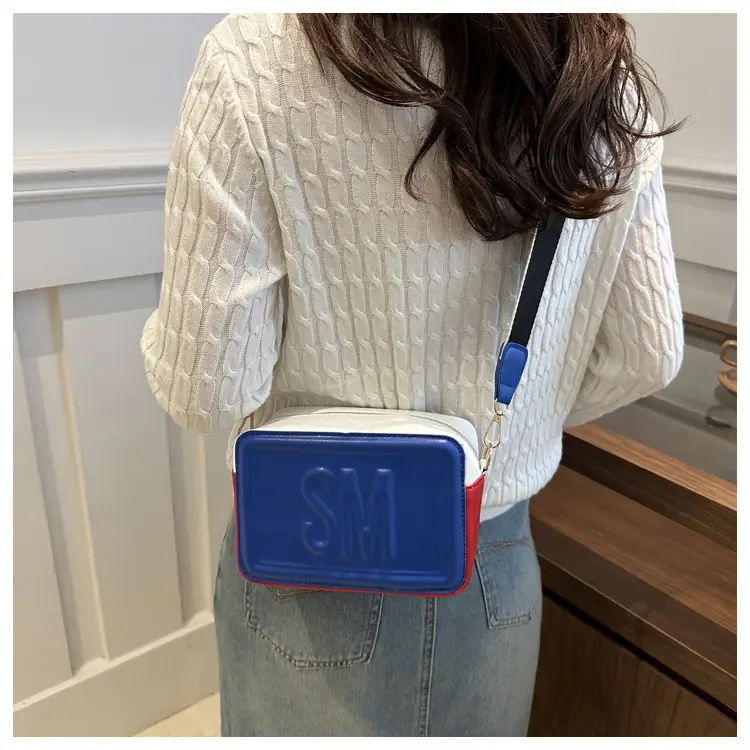 SM Letter Wide Shoulder Crossbody Bag Red White — feature 14