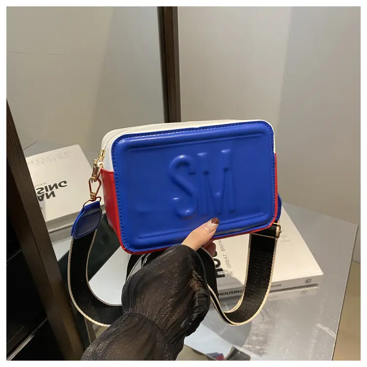 SM Letter Wide Shoulder Crossbody Bag Red White — feature 23
