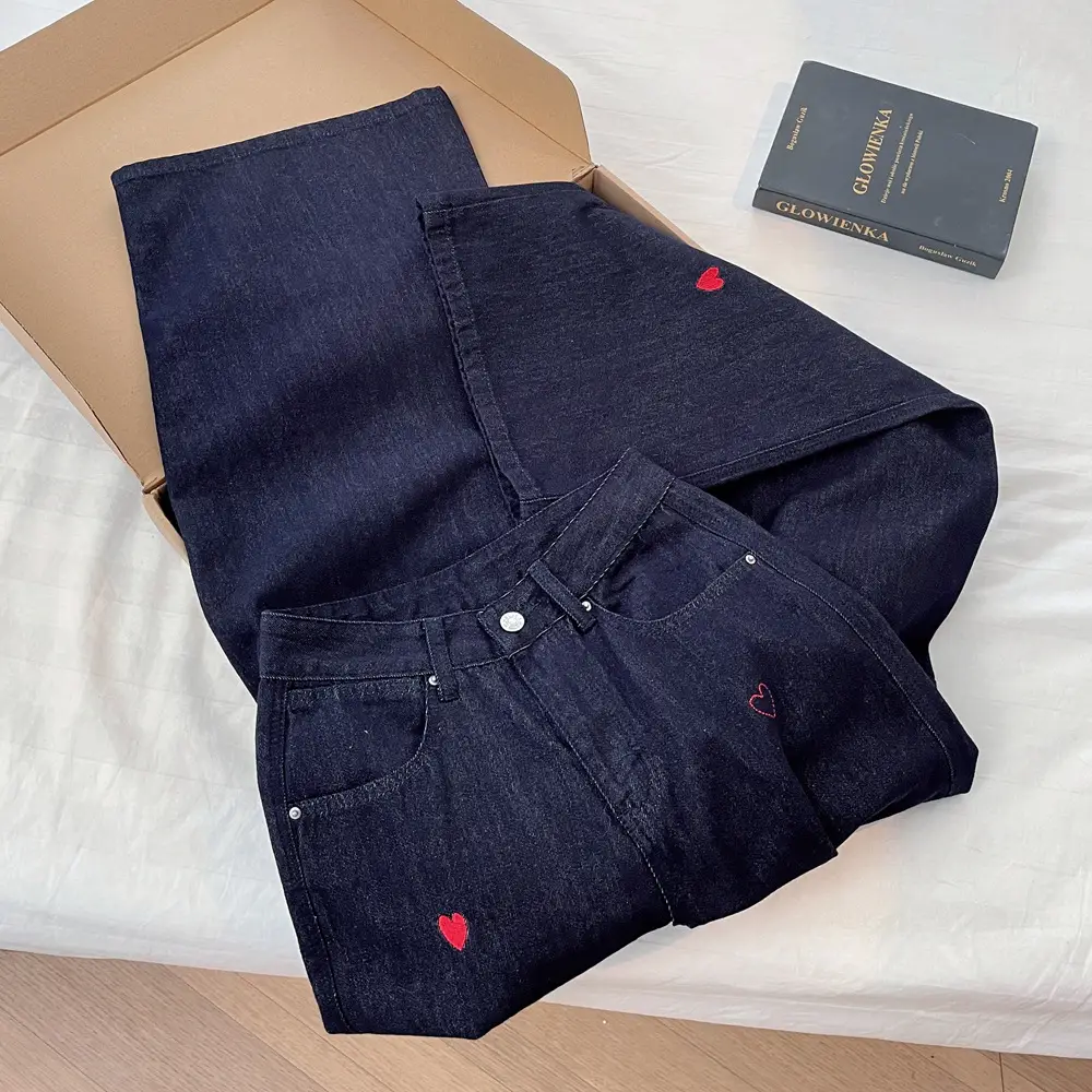 2025 Vintage Dark Blue Heart Embroidered Denim Trousers for Girls — feature 3