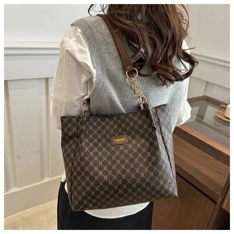 Cross-border Women's PU Leather Shoulder Bag Large Capacity — feature 16