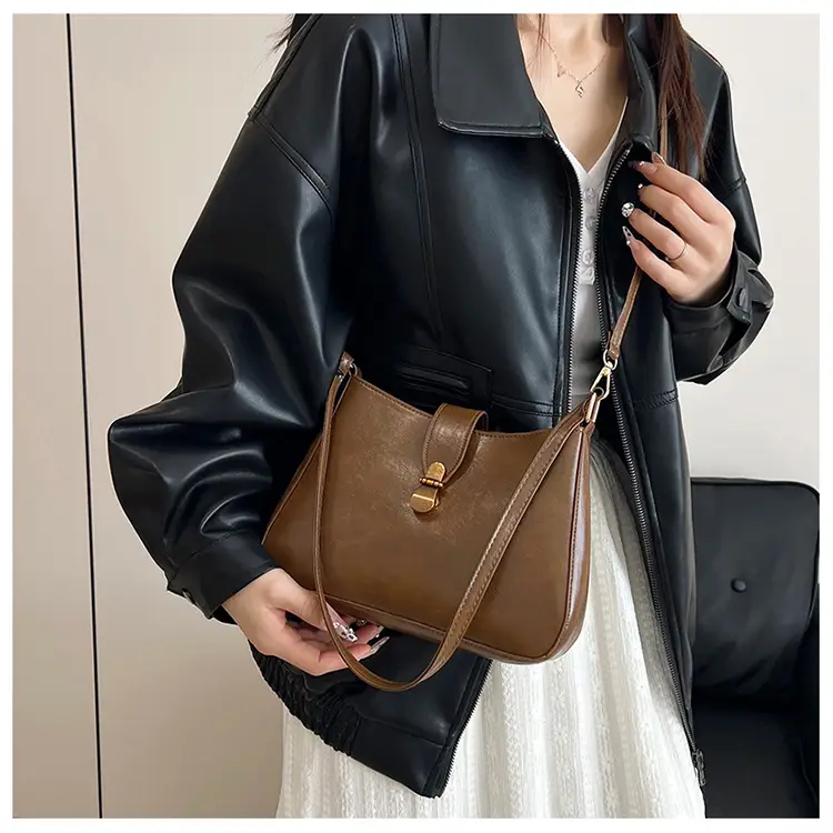 Red French Style Shoulder Bag for Women 2025 — feature 15