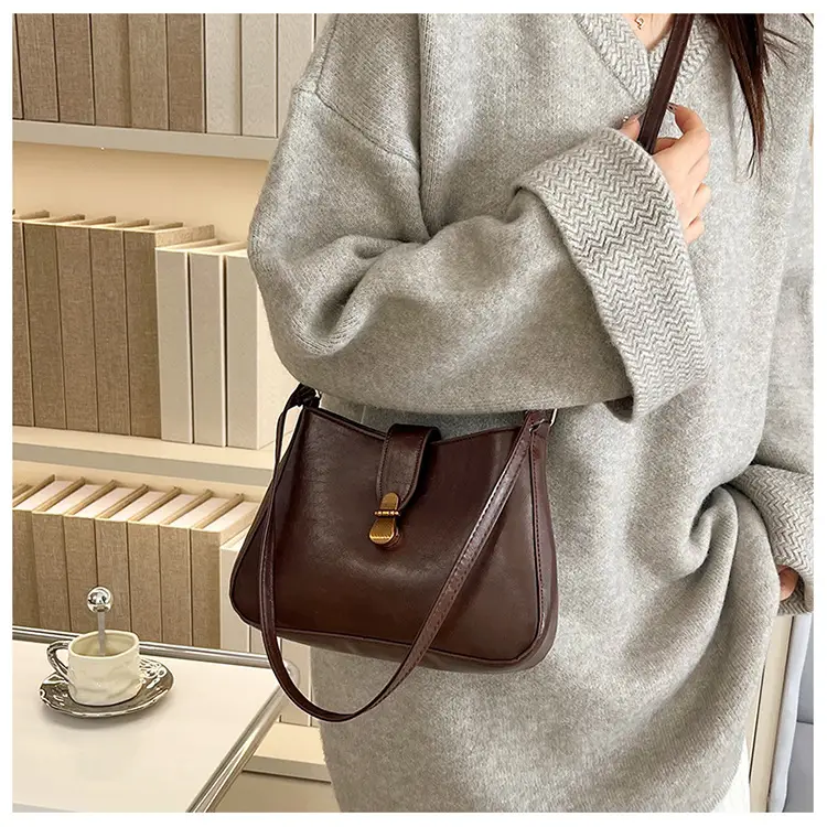 Red French Style Shoulder Bag for Women 2025 — feature 19