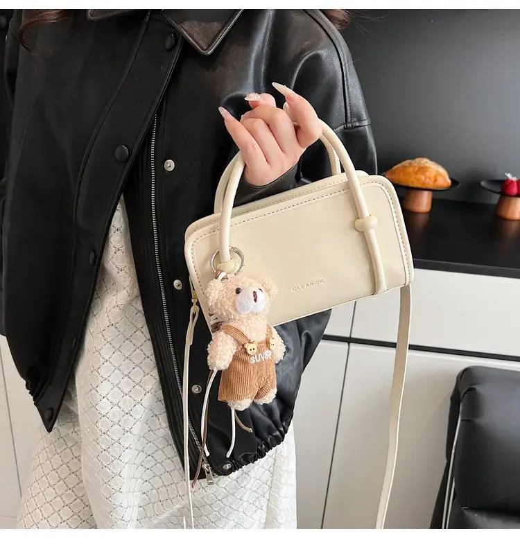 Women's Black Shoulder Crossbody Bag Spring Summer 2025 — feature 13