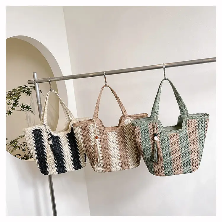 Women Woven Straw Shoulder Bag Spring Summer 2025 — feature 1