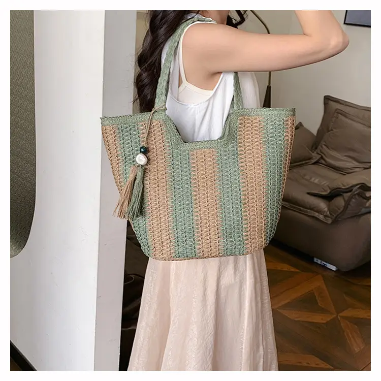 Women Woven Straw Shoulder Bag Spring Summer 2025 — feature 17
