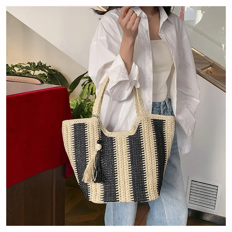 Women Woven Straw Shoulder Bag Spring Summer 2025 — feature 23