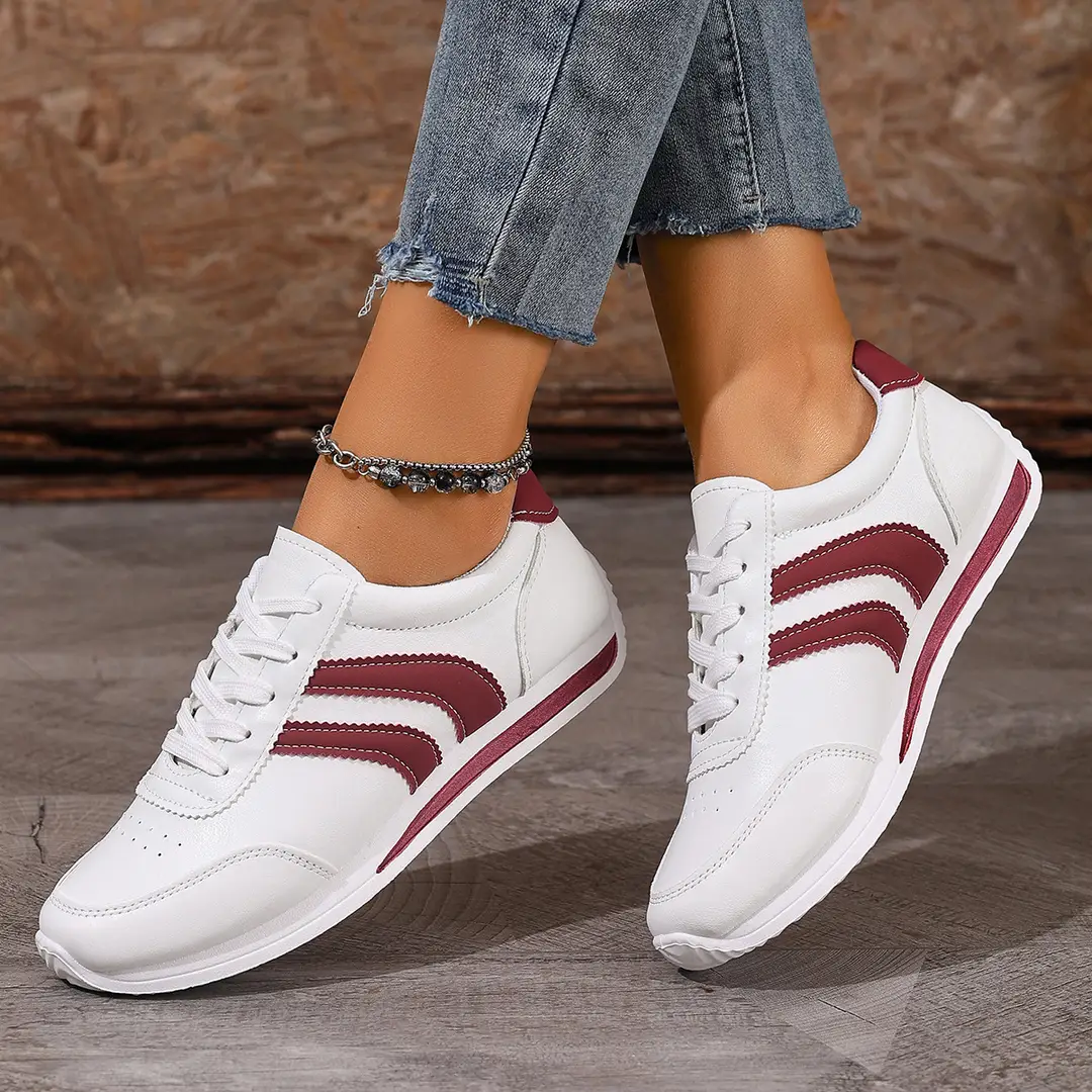 2026 Autumn New Lace-Up Casual Sports Shoes Soft-Soled Running Shoes Versatile Student Shoes Flat Non-Slip Women's Shoes — feature 13