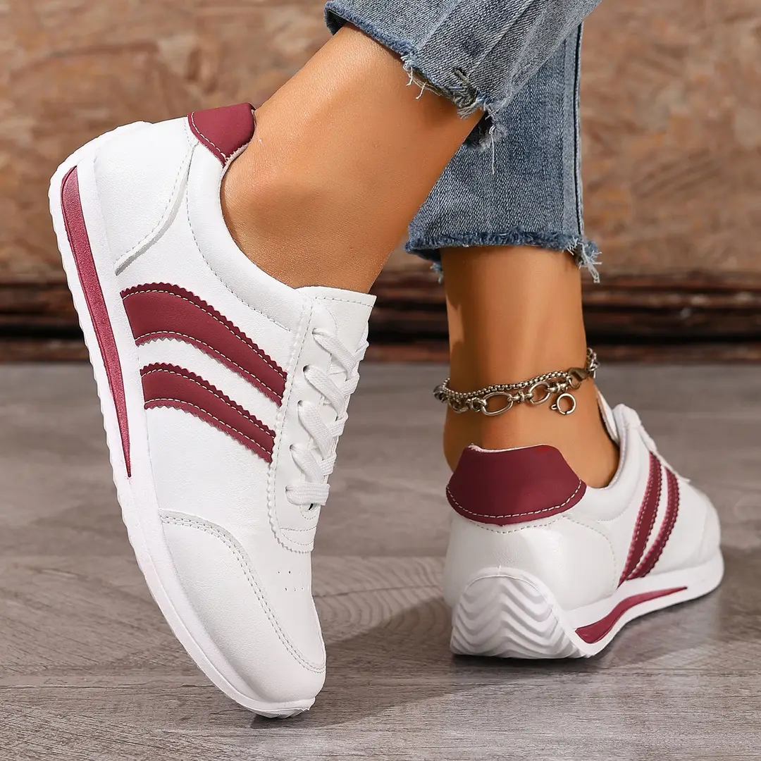 2026 Autumn New Lace-Up Casual Sports Shoes Soft-Soled Running Shoes Versatile Student Shoes Flat Non-Slip Women's Shoes — feature 14