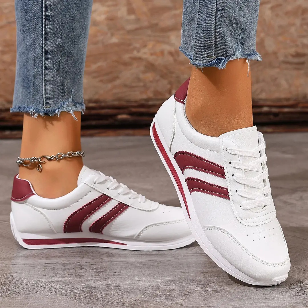 2026 Autumn New Lace-Up Casual Sports Shoes Soft-Soled Running Shoes Versatile Student Shoes Flat Non-Slip Women's Shoes — feature 16