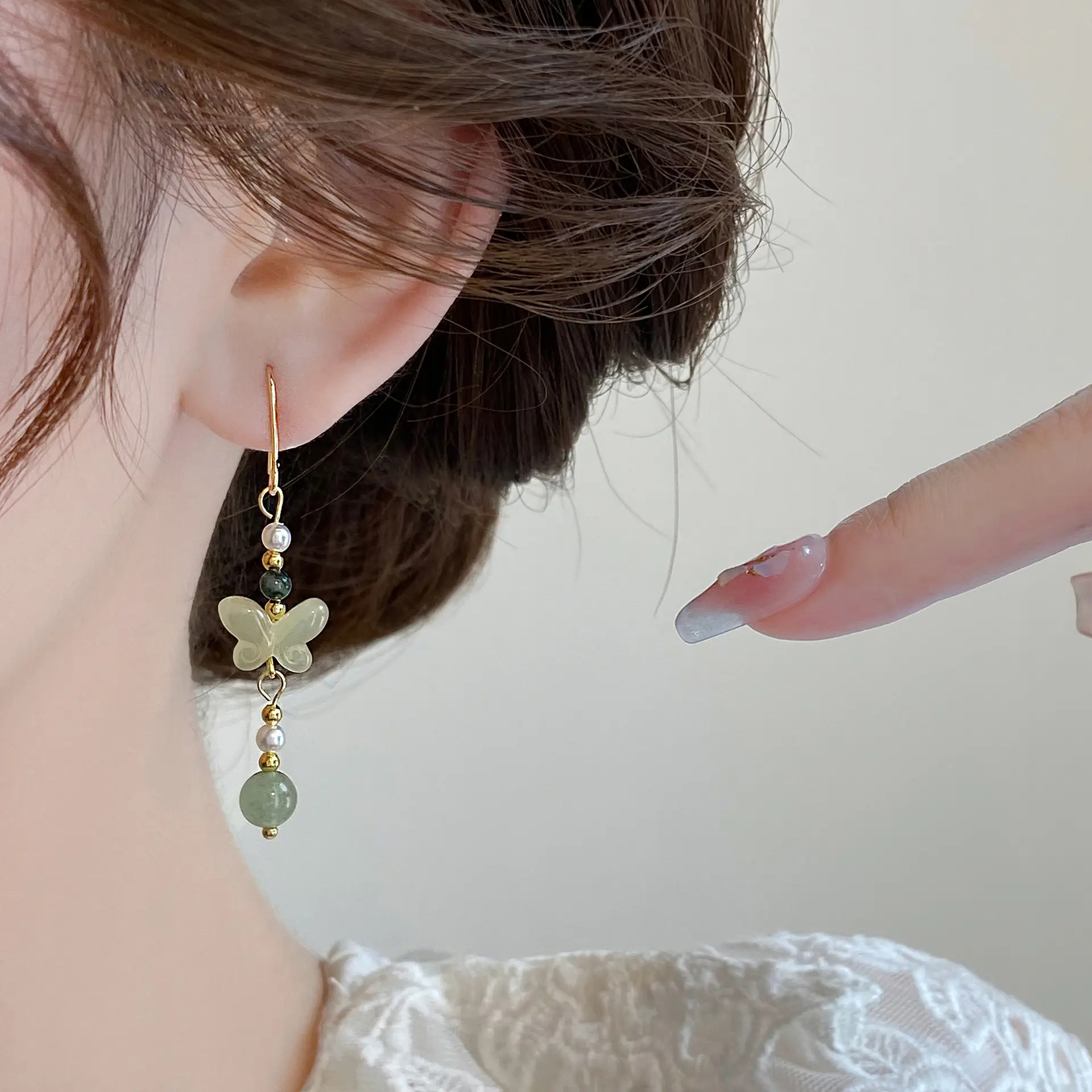 New Chinese Butterfly Earrings Mori Style Elegant Light Luxury Design — feature 2