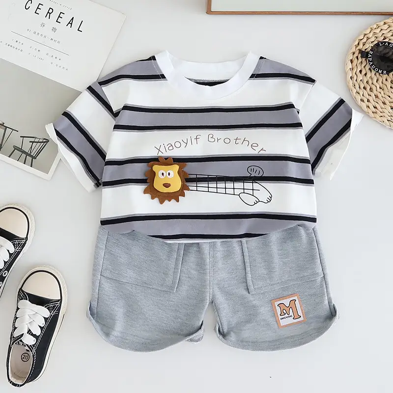 Boys Striped T-Shirt Shorts Set with 3D Lion Design — feature 6