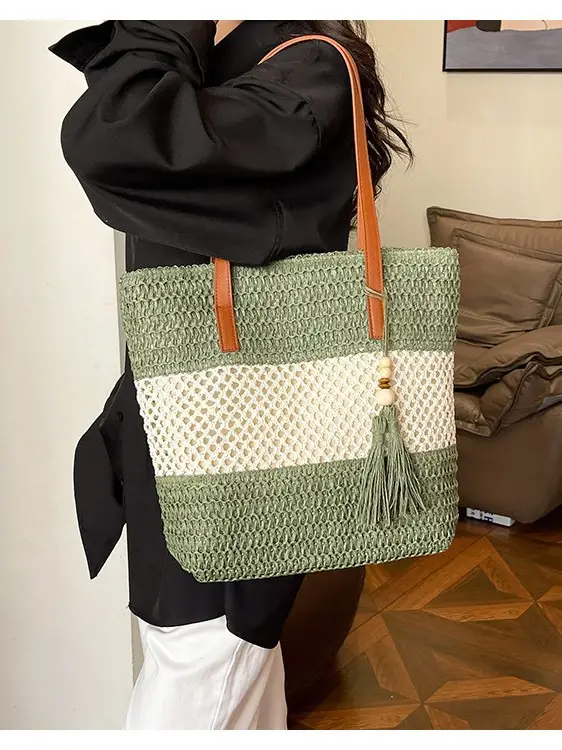 Women's Cross-Coupled Straw Tassel Bag Large Capacity - Image 5